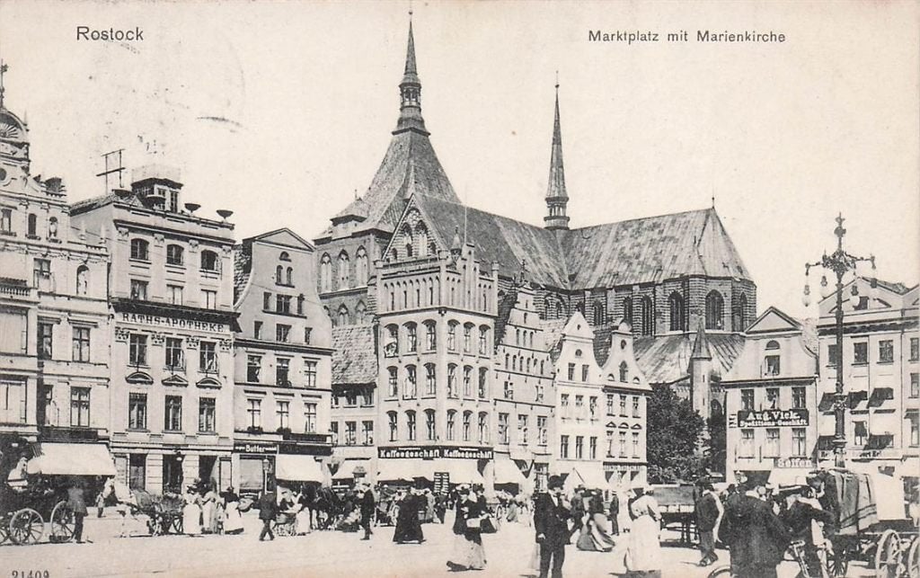 702-397-029 Rostock Marktplatz Mit Marienkirche, Verzenden, Voor 1920, Duitsland