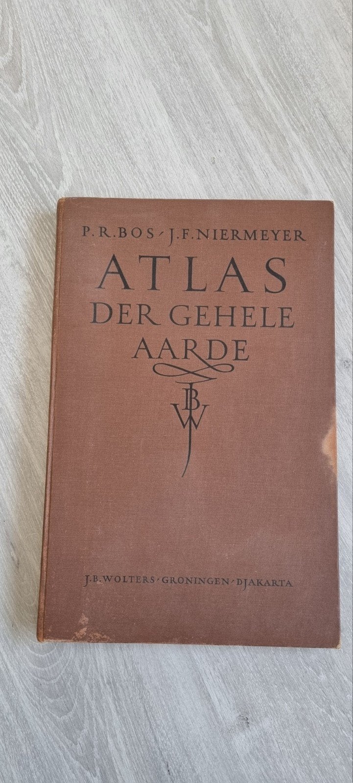 Atlas der gehele aarde. 1956. Tweede oplaag, 39ste druk, Overige atlassen, P.R. Bos, J.F. Niermeyer, P. Eibergen, 1800 tot 2000