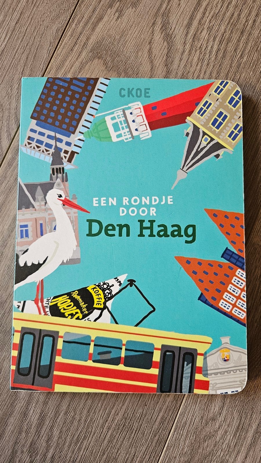 Een rondje door Den Haag, Ophalen of Verzenden, Zo goed als nieuw, Fictie algemeen