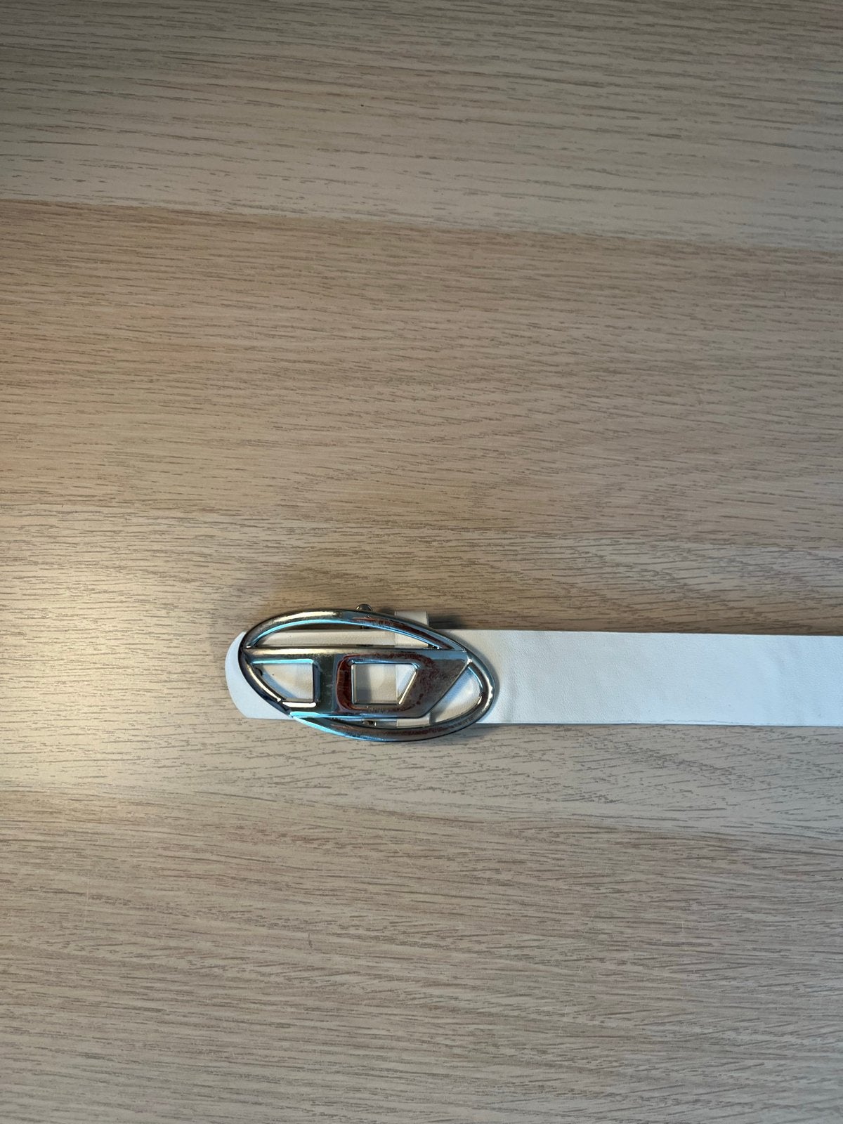 Diesel riem met zilverkleurige gesp, Kleding | Dames, Riemen en Ceinturen, Wit, Heupriem, Ophalen of Verzenden, Gedragen