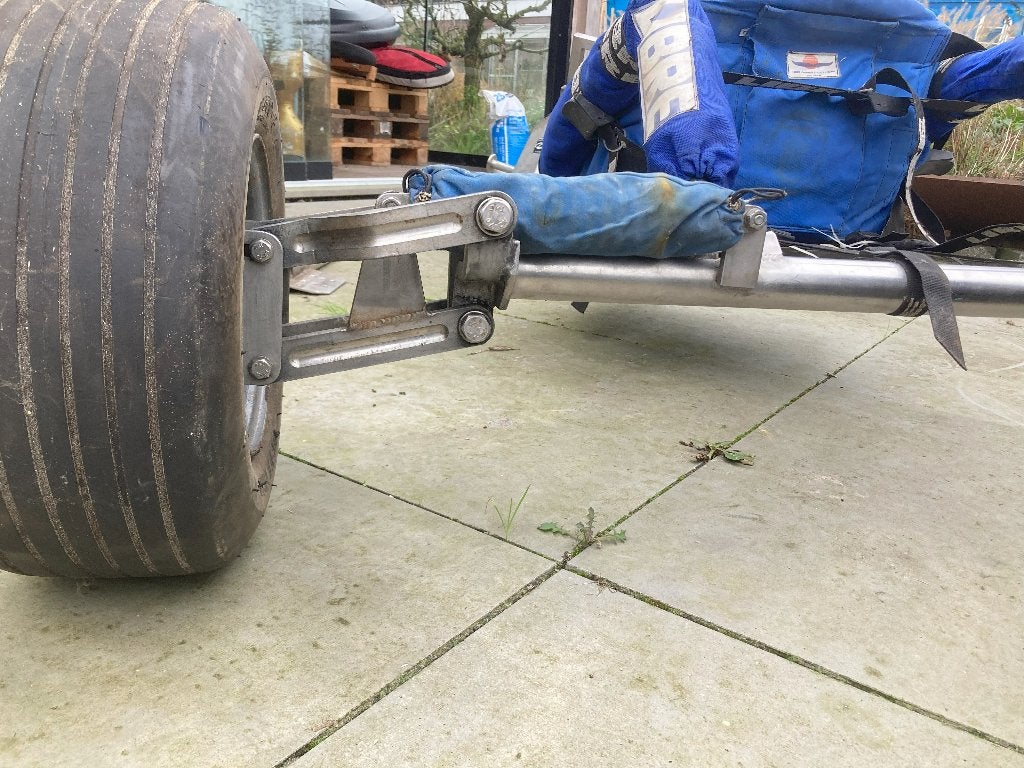 Libre Powerkite geveerde RVS achteras, Ophalen, Gebruikt, Toebehoren
