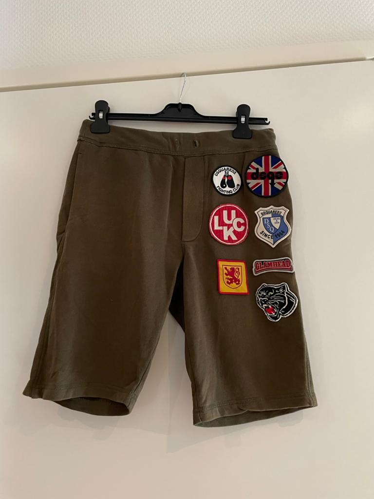 Dsquared2 broek met embleems 10 jaar, Ophalen of Verzenden, Zo goed als nieuw, Jongen, Broek