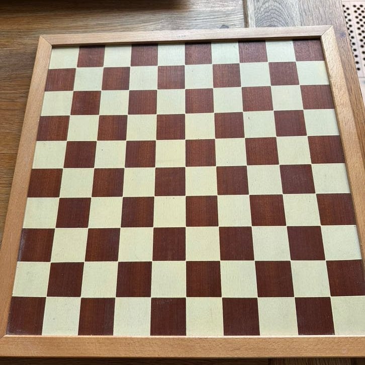 2 stuks Homas Spelen Schaakbord - Populaire Spelen, Een of twee spelers, Ophalen of Verzenden, Gebruikt