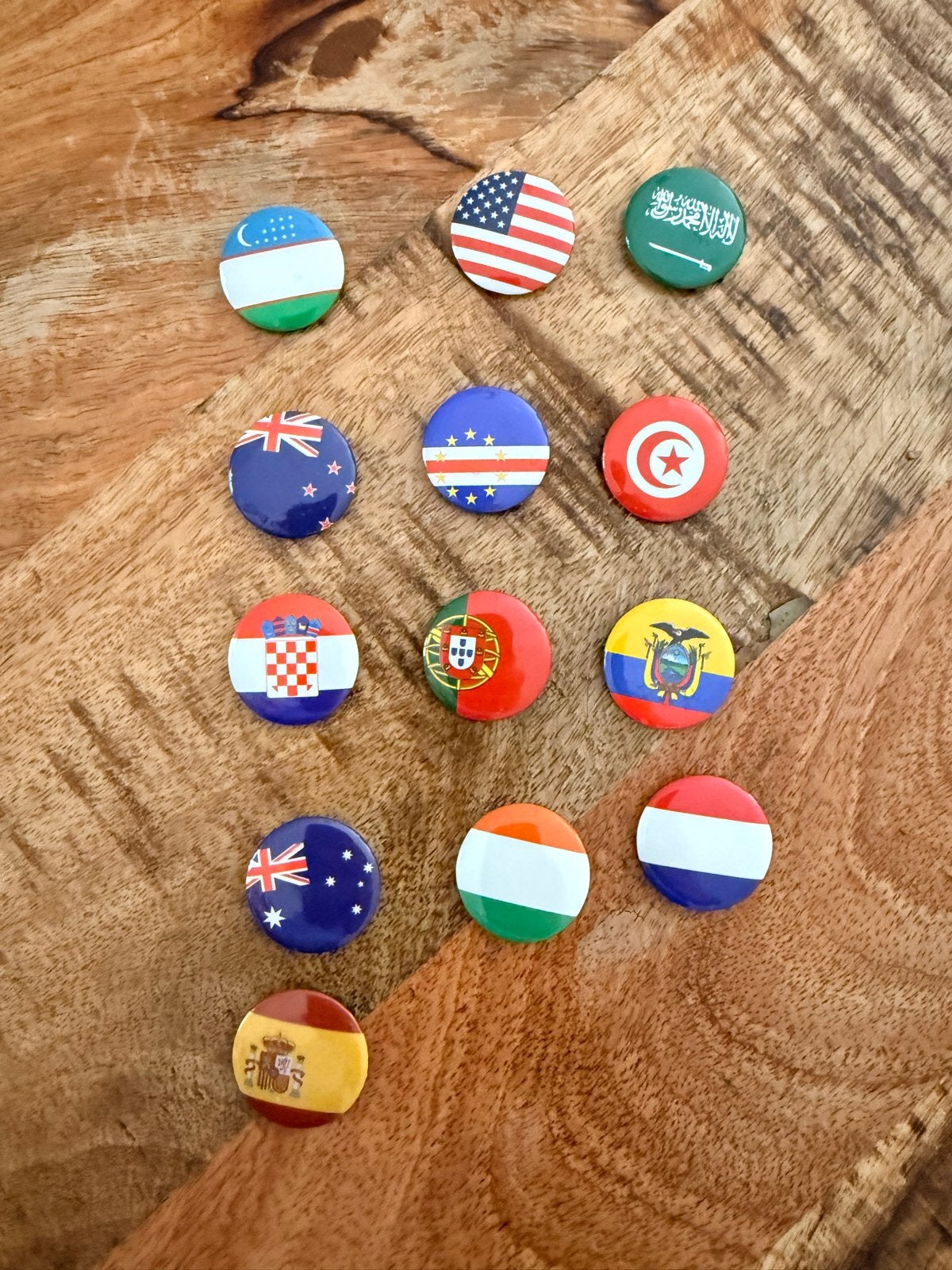 Deka WK Buttons - Landen Buttons per stuk of ruilen, Verzamelen, Ophalen of Verzenden, Gebruikt, Stad of Land, Button