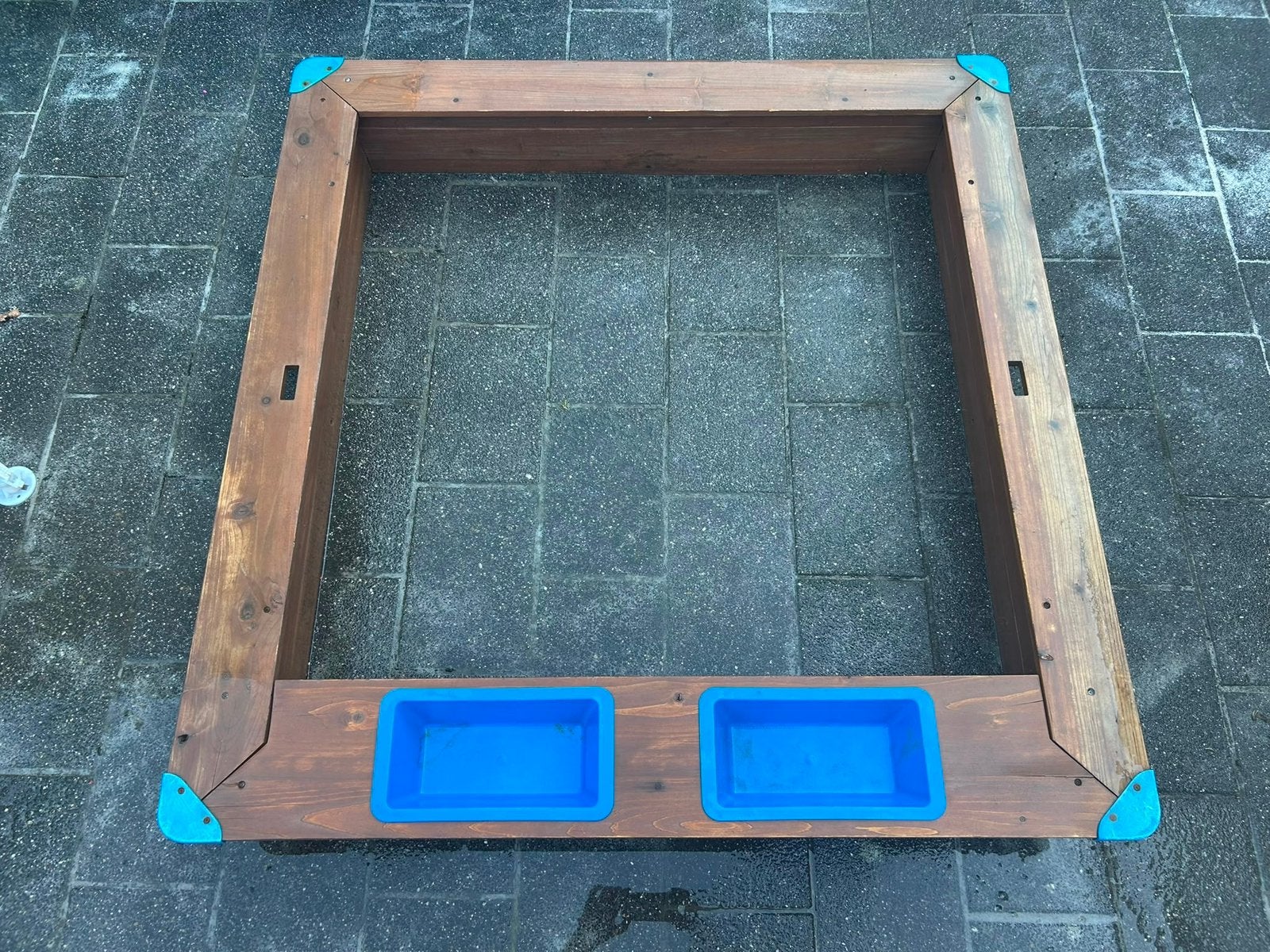 Houten zandbak met afdekzeil, Ophalen, Gebruikt