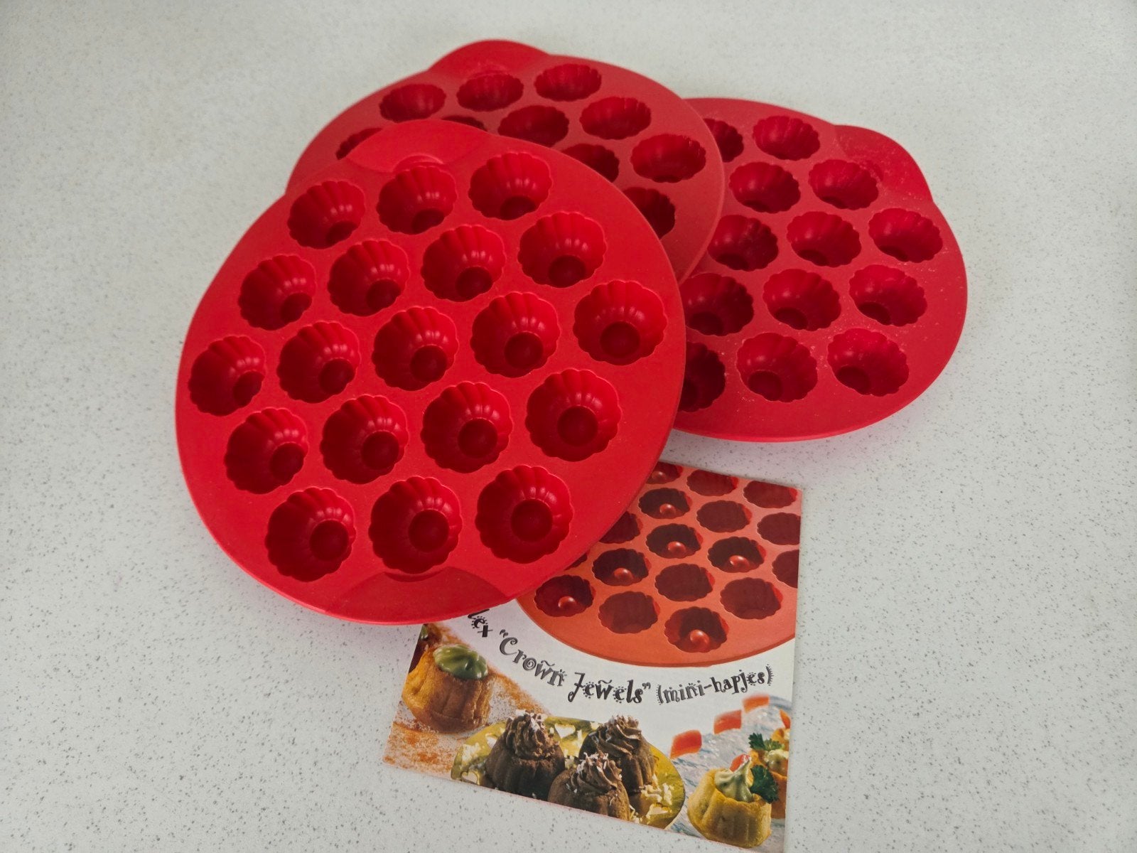 Tupperware MultiFlex Crown Jewels mini-hapjes siliconen, Ophalen of Verzenden, Nieuw, Rood, Overige typen