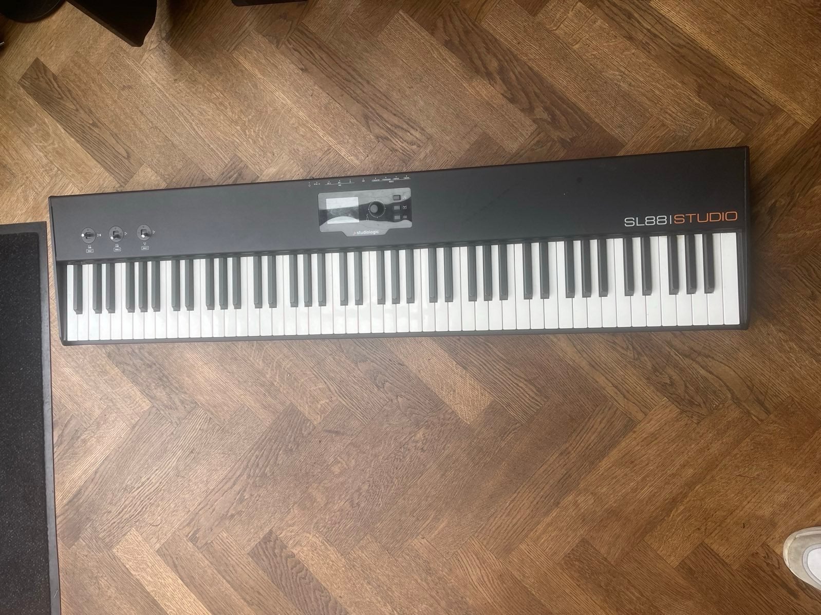 Studiologic SL88 Studio MIDI-keyboard, Gebruikt, 88 toetsen, Aanslaggevoelig, Ophalen