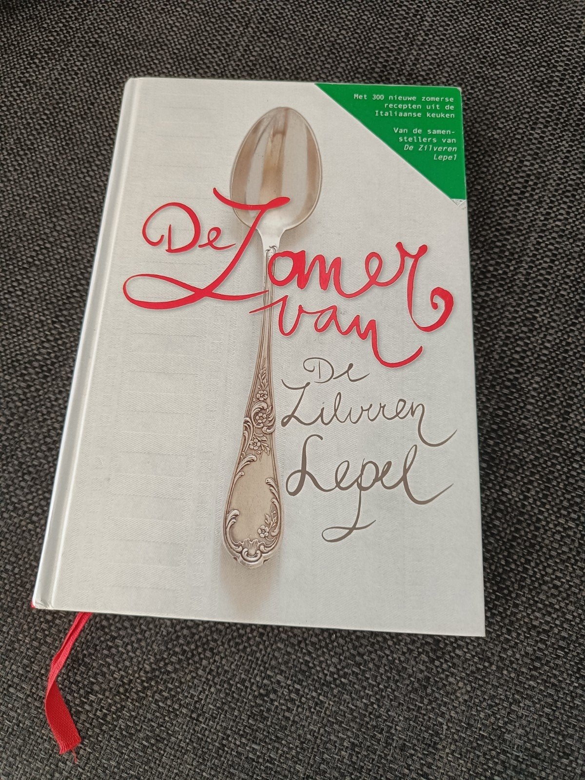 De Zomer van De Zilveren Lepel - Italiaans kookboek, Boeken, Italië, Ophalen of Verzenden, Zo goed als nieuw, De Zilveren Lepel