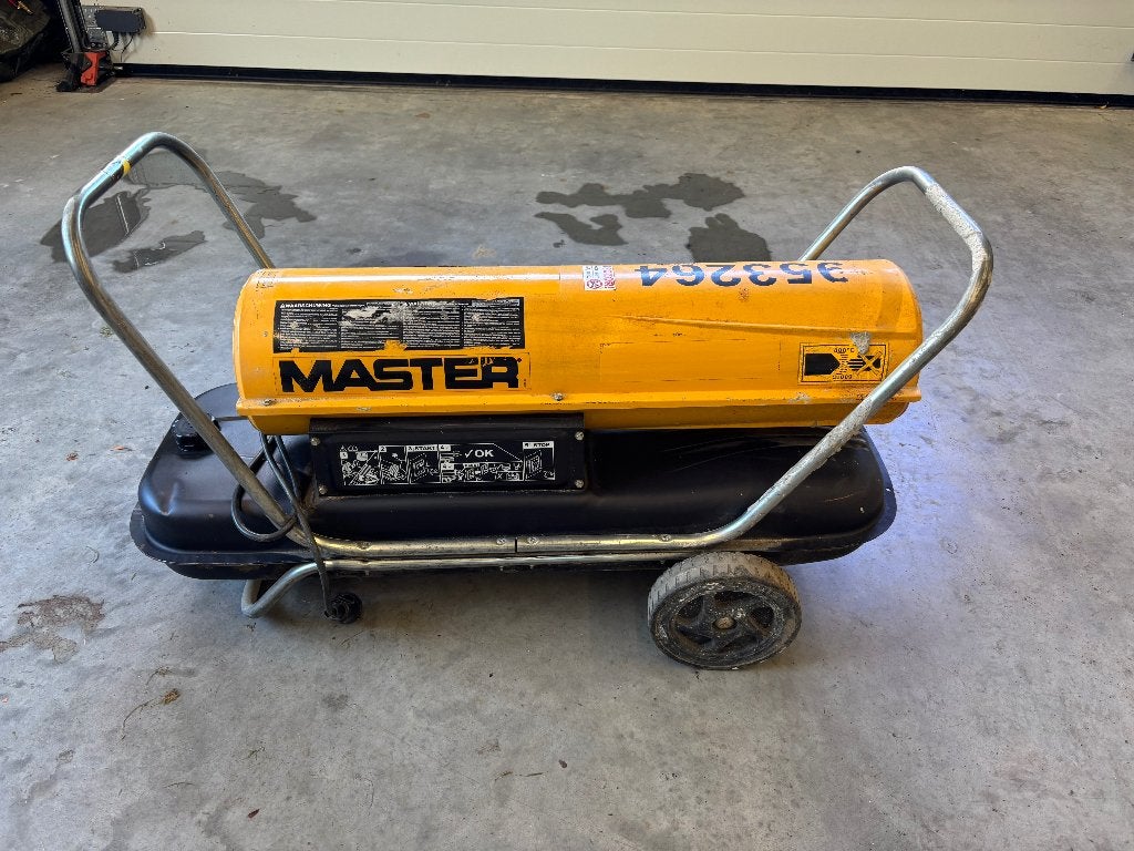 Diesel heater kachel 44 kW Master B 150 CED, Ophalen, 30 tot 80 cm, Gebruikt, Kachel