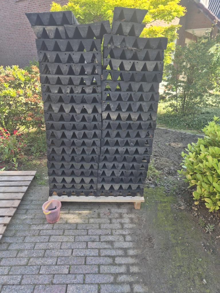 Rubberen speeltegels voor veilige speelplekken, Ophalen, Gebruikt