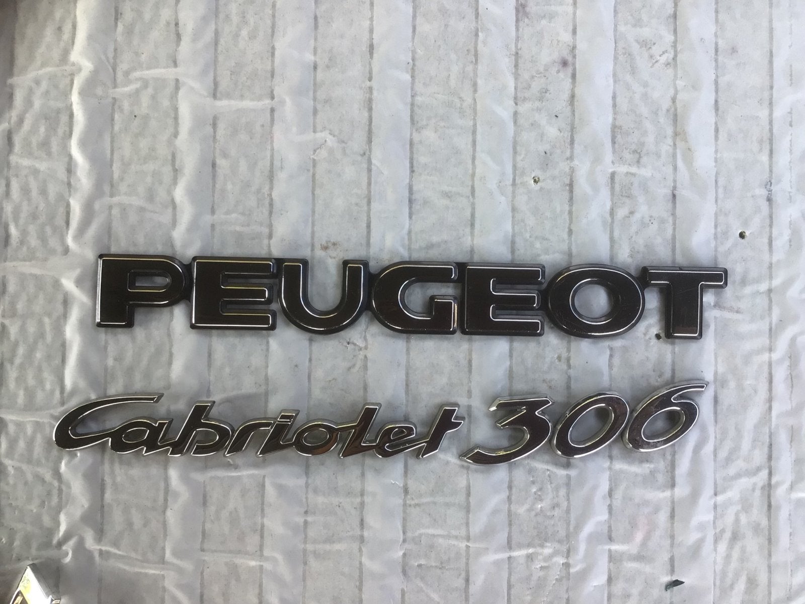 Peugeot Cabriolet 306 Embleem Set - Zeldzaam, Ophalen of Verzenden, Gebruikt