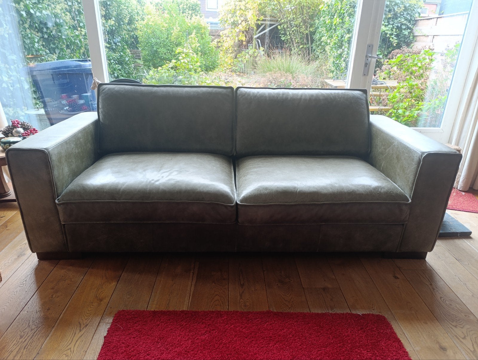 Mooie faux leer  3 zits bank izgs, Kunststof, Driepersoons, 75 tot 100 cm, Ophalen of Verzenden