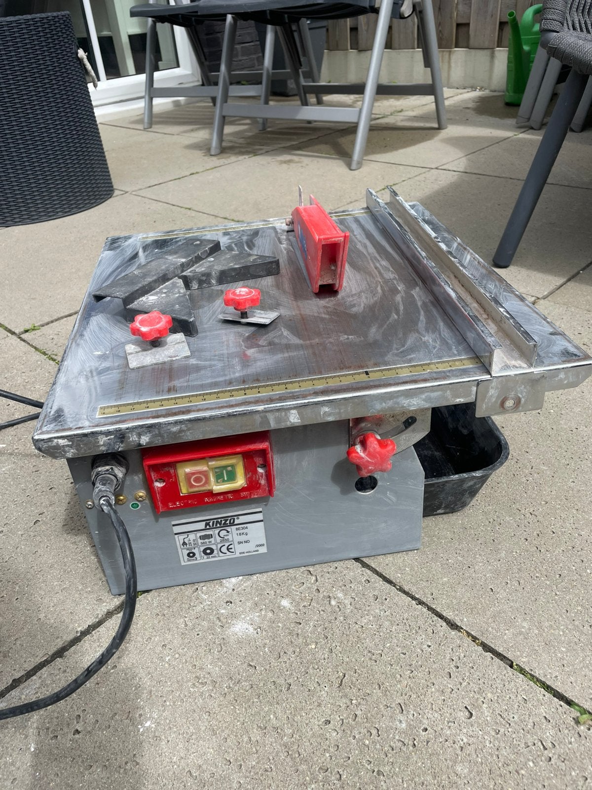 TEGELZAAG, Doe-het-zelf en Verbouw, Gereedschap | Zaagmachines, Overige typen, 600 tot 1200 watt, Ophalen of Verzenden, Zo goed als nieuw