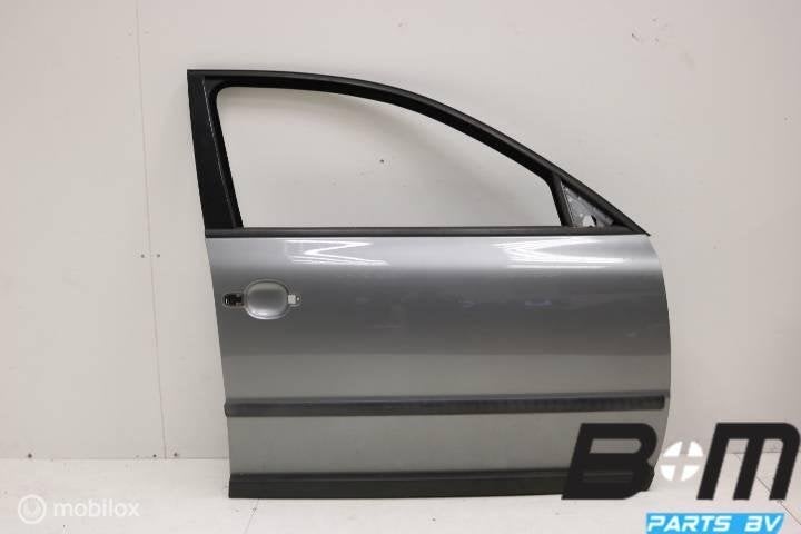 Portier RV VW Passat 3BG Variant LD7W 3B4831052BE, Gebruikt