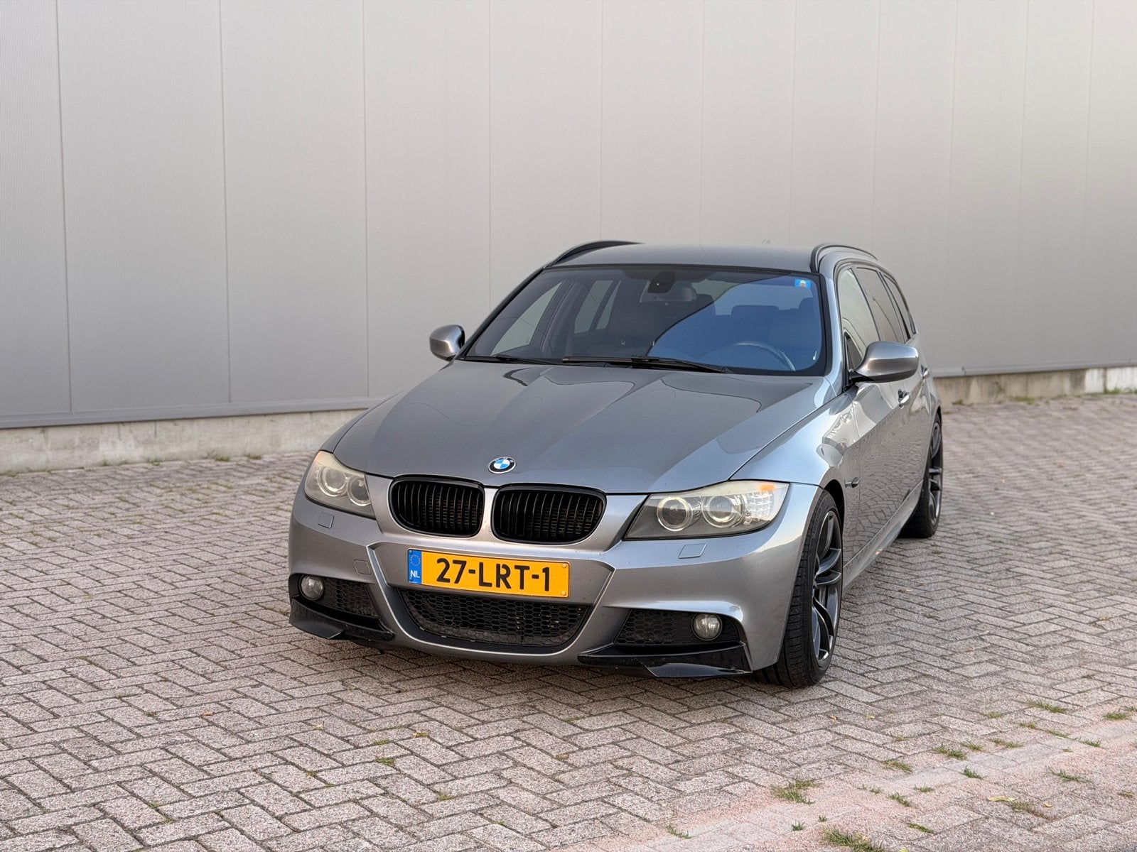 BMW 3-Serie 325d Aut. 2010 Grijs, Automaat, Euro 5, Achterwielaandrijving, 1800 kg