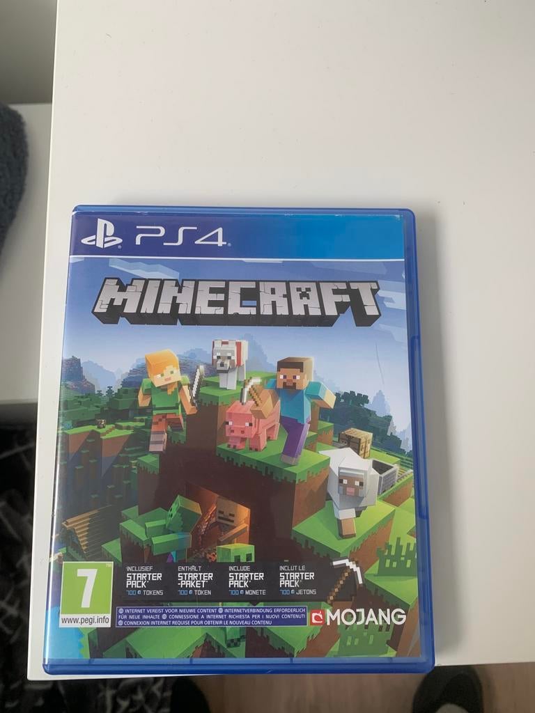 Minecraft en FC 24, Ophalen of Verzenden, Zo goed als nieuw, 3 spelers of meer, Sport