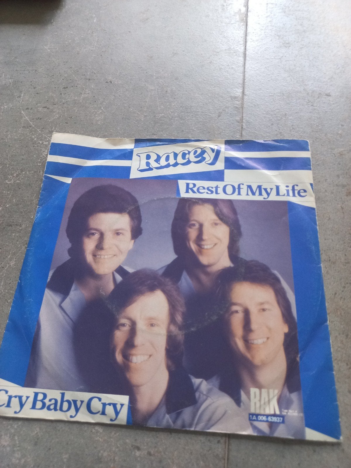 Racey - Rest Of My Life / Cry Baby Cry 7 inch single, Ophalen of Verzenden, Gebruikt, 7 inch, Pop