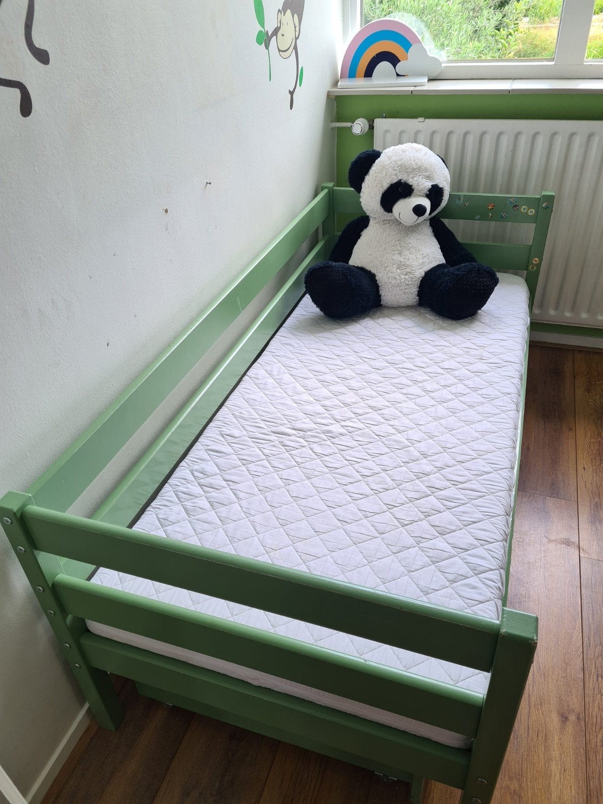 Kinderbed met lades - Groen houten bed, Ophalen of Verzenden, 160 tot 180 cm, 70 tot 85 cm, Lattenbodem