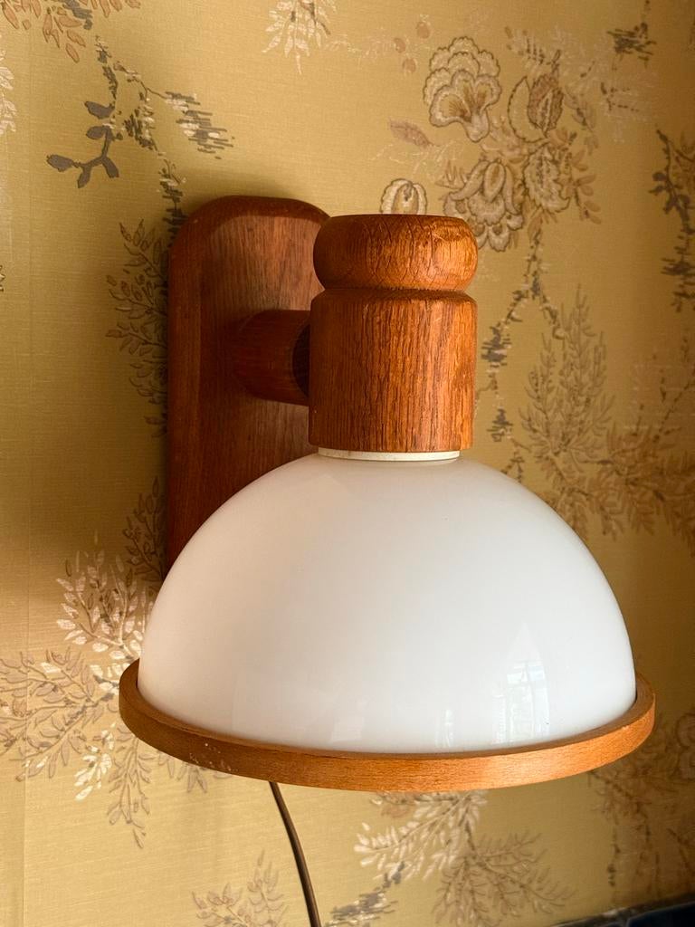 Vintage steinhauer wandlamp houten armatuur en glazen kap, Ophalen of Verzenden, Zo goed als nieuw, Hout