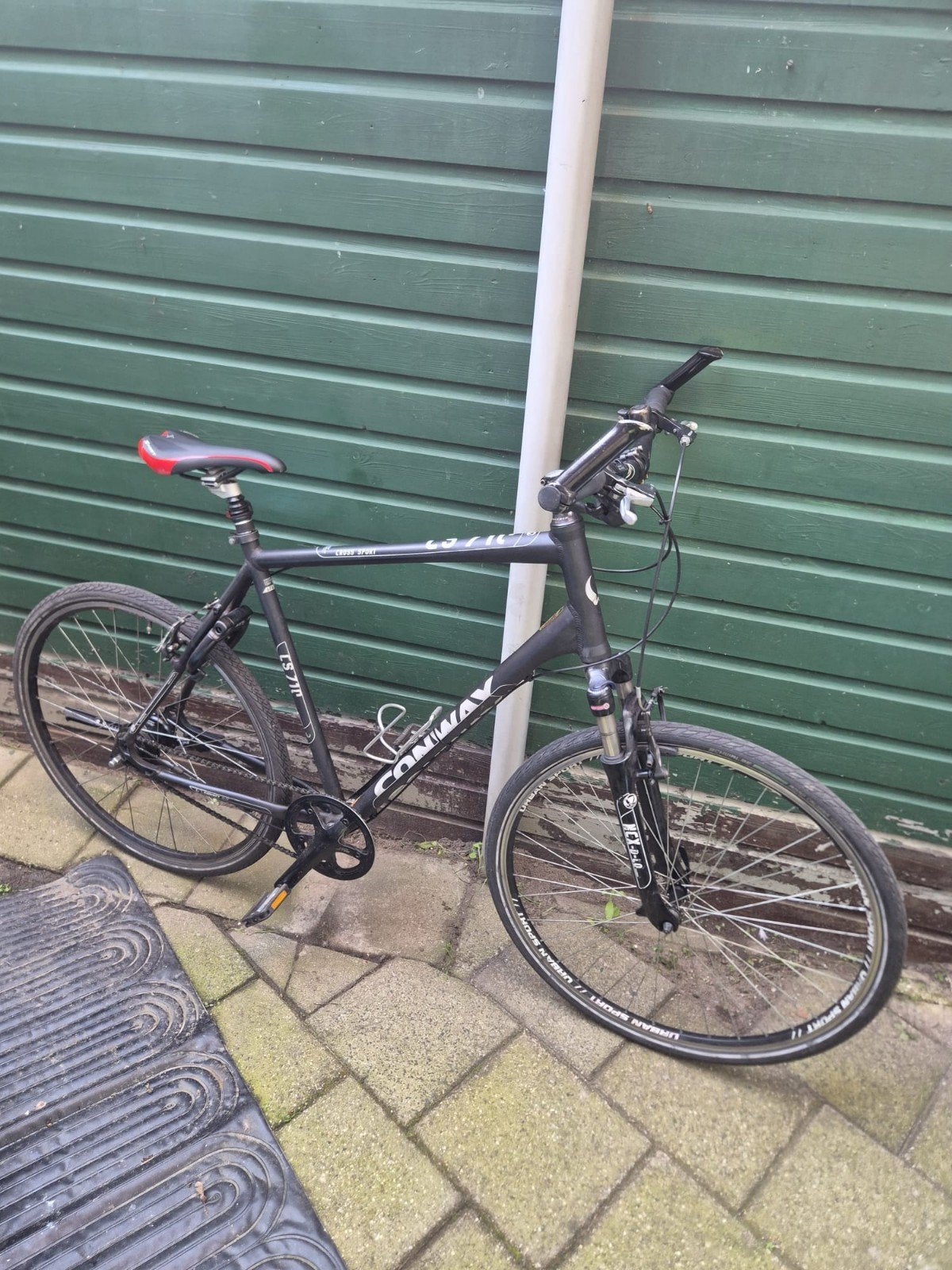 Conway CS 710 hybride Fiets, 28 inch, Gebruikt, Vering, Velgrem
