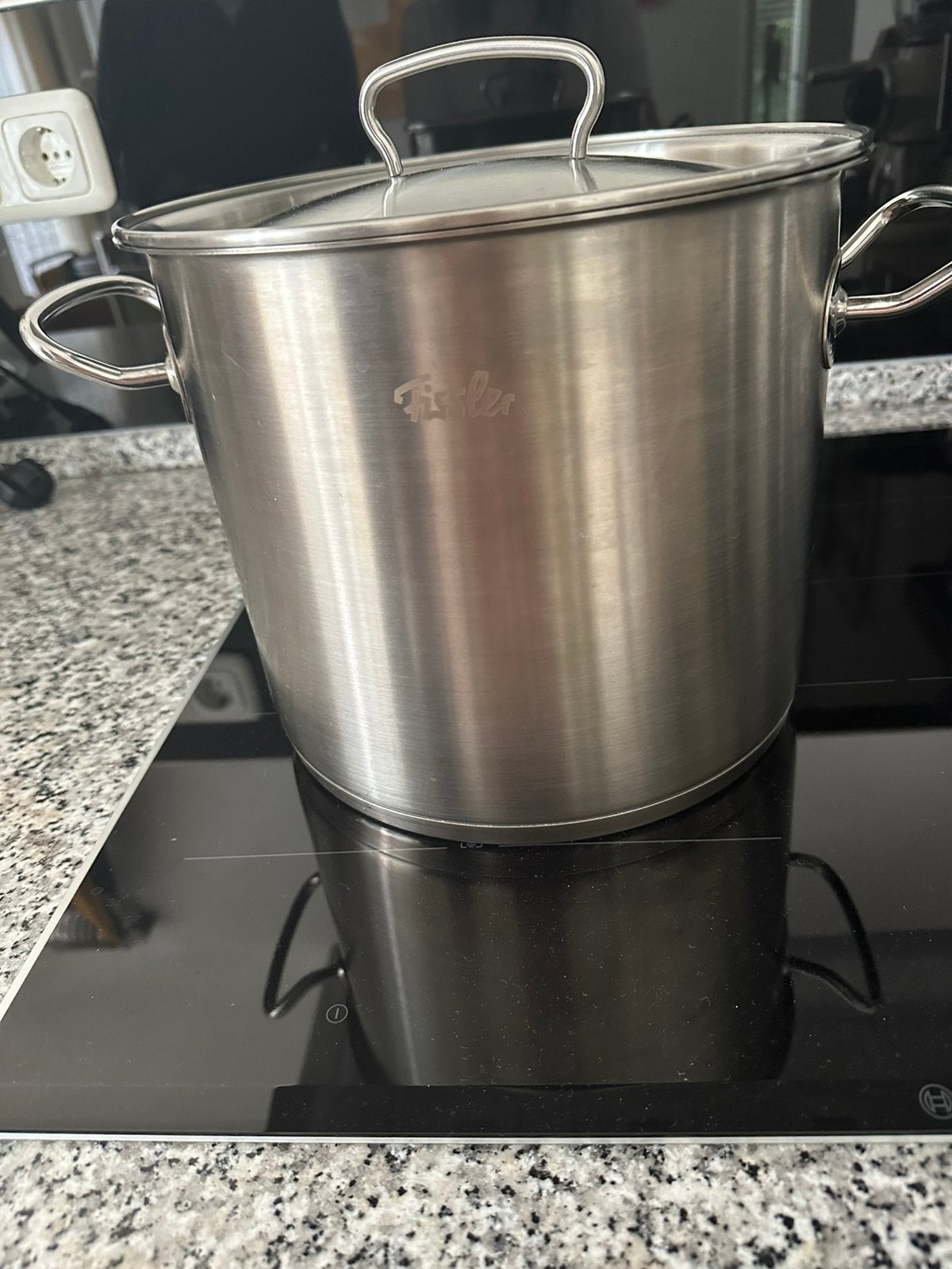 FISSLER soeppan/ kookpan, Huis en Inrichting, Keuken | Potten en Pannen, Ophalen of Verzenden, Zo goed als nieuw, Rvs