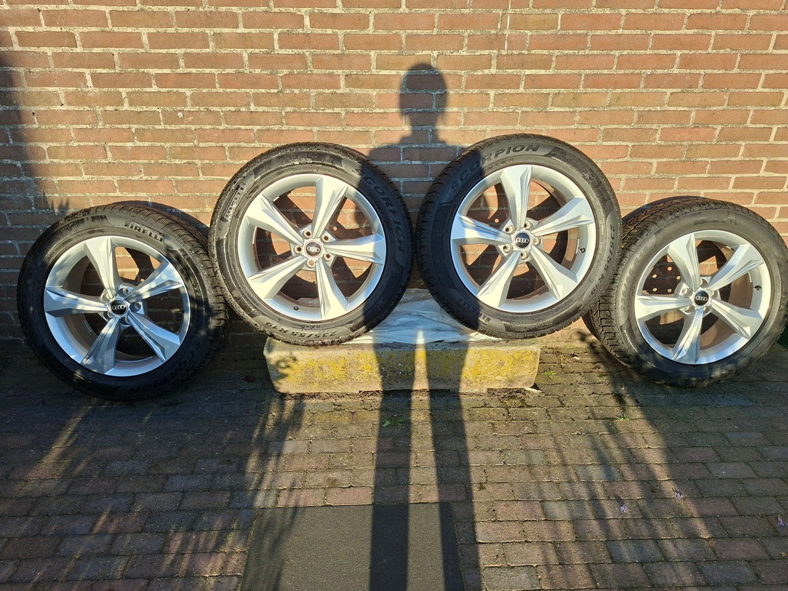 Winterbanden met stalen velgen Audi Q5, Auto-onderdelen, Banden en Velgen, 255 mm, Banden en Velgen, Nieuw, Winterbanden