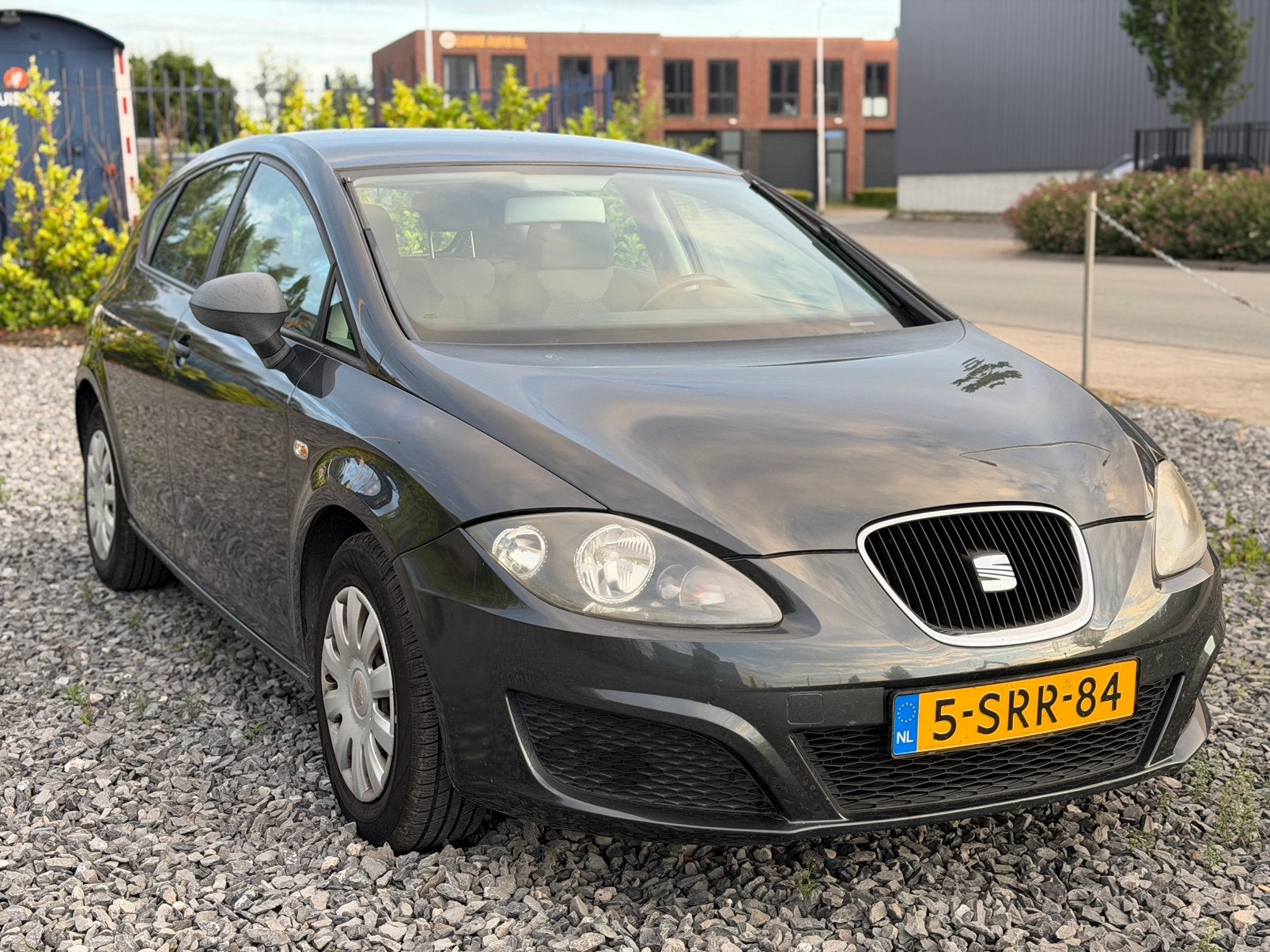 Seat Leon 1.4 MPI 63KW 2011 Grijs, Voorwielaandrijving, 4 cilinders, Leon, 620 kg