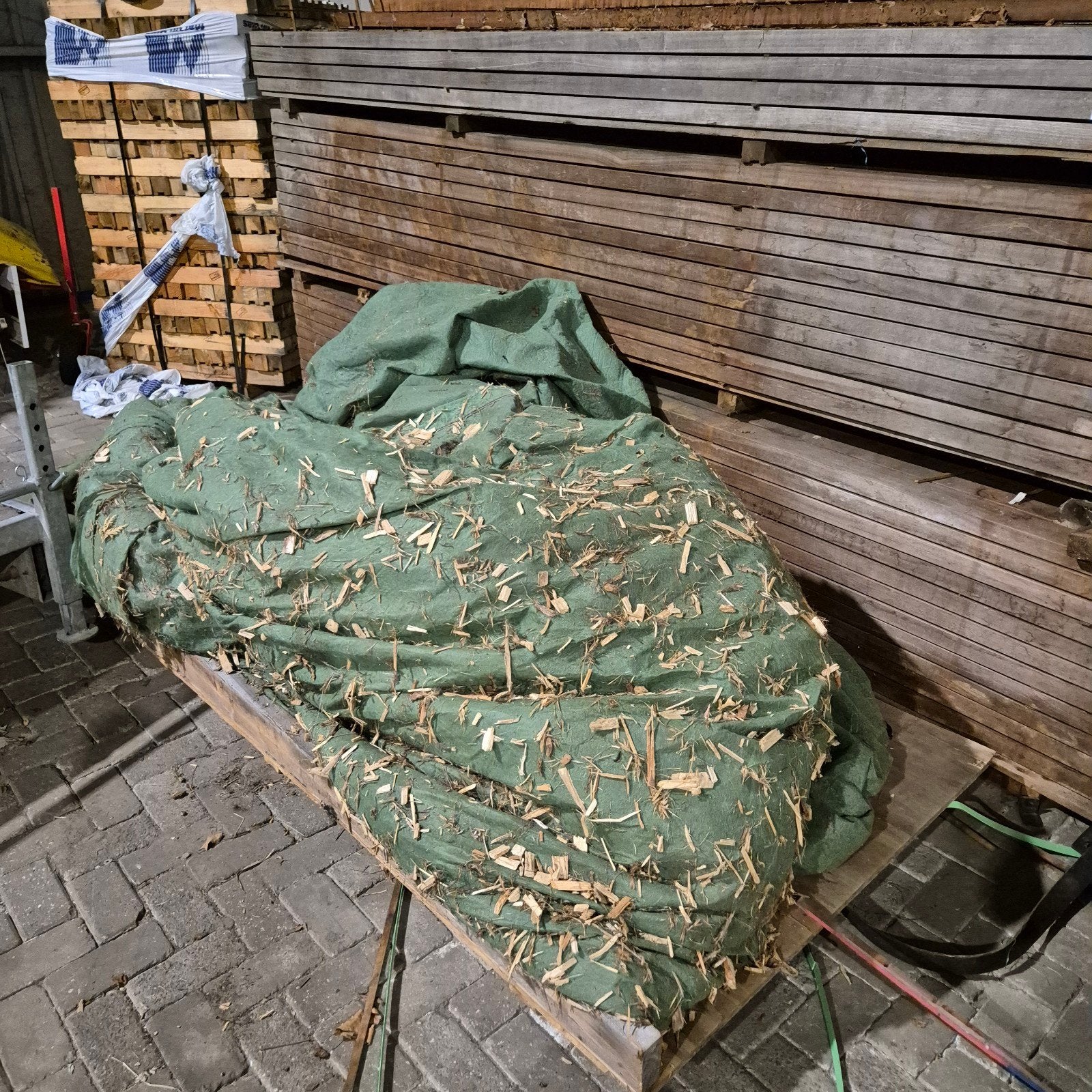 Gratis groot vliesdoek voor haardhout of houtsnippers, Ophalen, Gebruikt, Overige typen