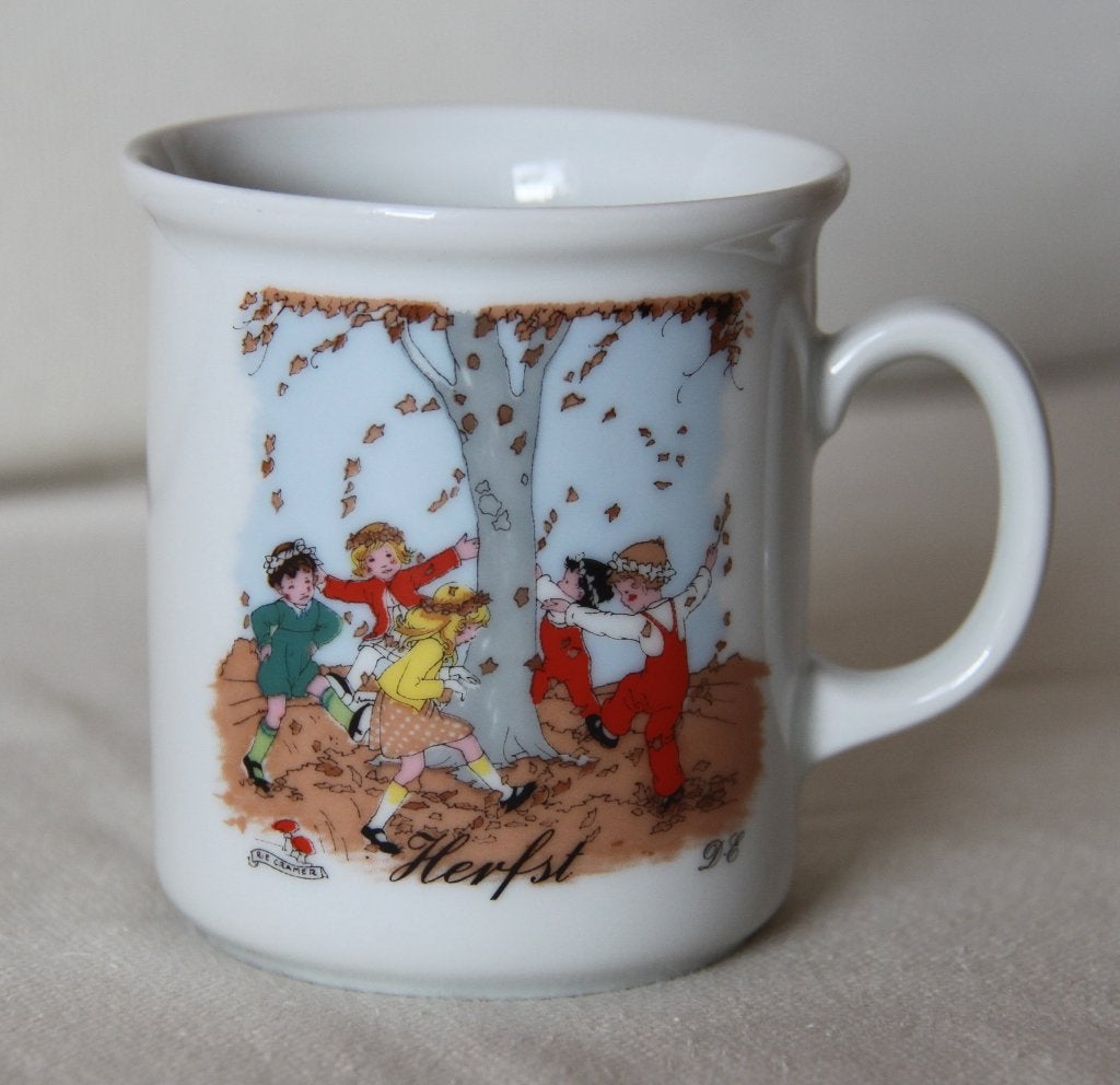 mok  Rie Cramer/ Douwe Egberts, Huis en Inrichting, Zo goed als nieuw, Overige stijlen, Porselein, Mok