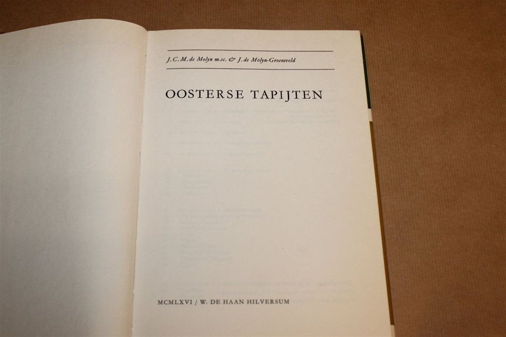 Oosterse Tapijten — Perzisch, Turks en Kaukasisch 1966, Ophalen of Verzenden, Gelezen
