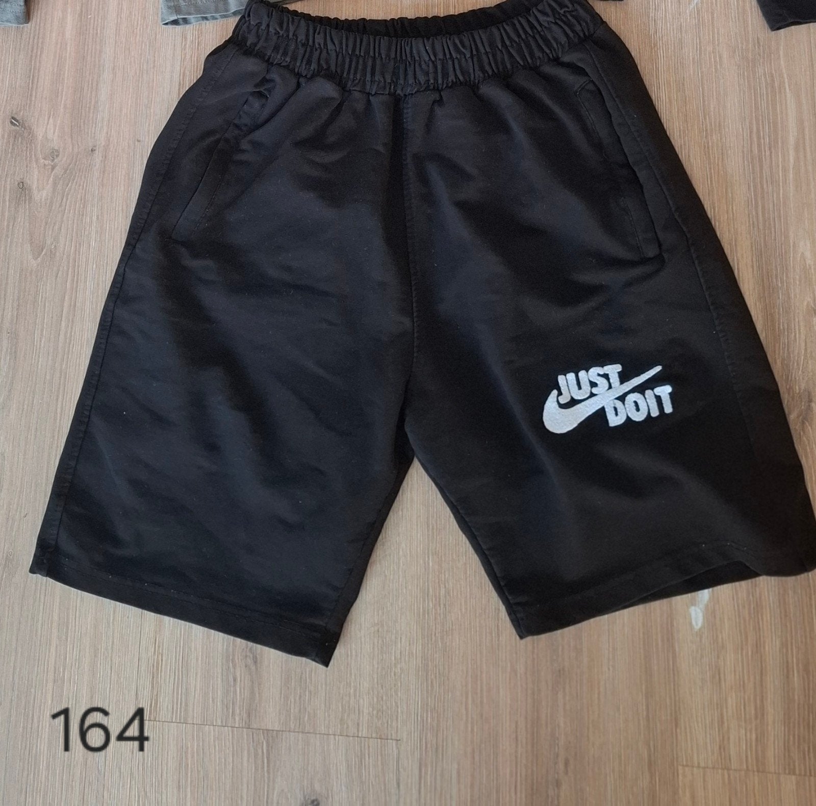 Nike Just Do It korte broek maat 164, Broek, Gebruikt, Jongen of Meisje, Ophalen of Verzenden