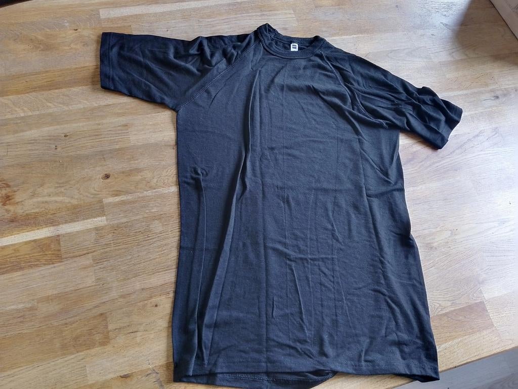 Hema T-shirts maar S, 5 Thermo shirts ZGAN, Ophalen of Verzenden, Zo goed als nieuw, Zwart