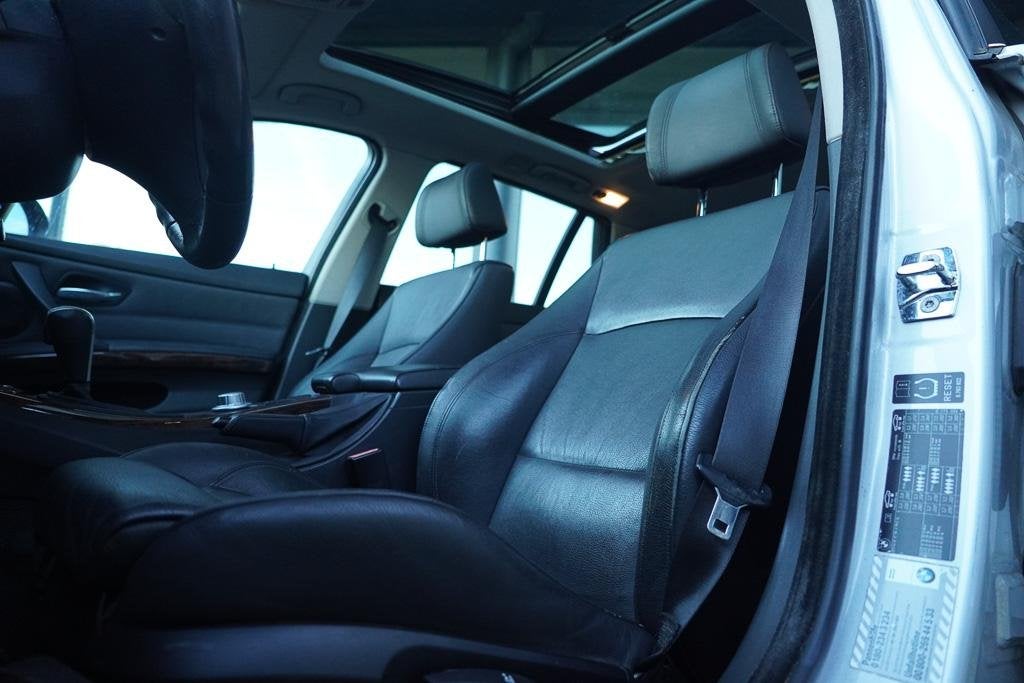BMW 3-serie Touring 325i High Executive / M-Pakket / Pano /, Automaat, Gebruikt, Zwart, 2494 cc