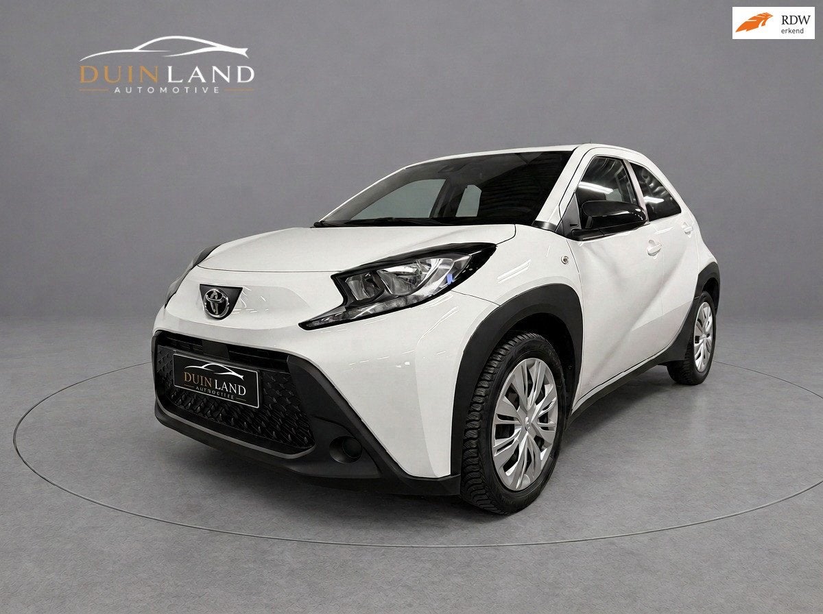 Toyota Aygo X VVT-i MT Play 1.0|Cam| Cruise| Airco |Carplay, Auto's, Dealer onderhouden, Stof, Gebruikt, Zwart
