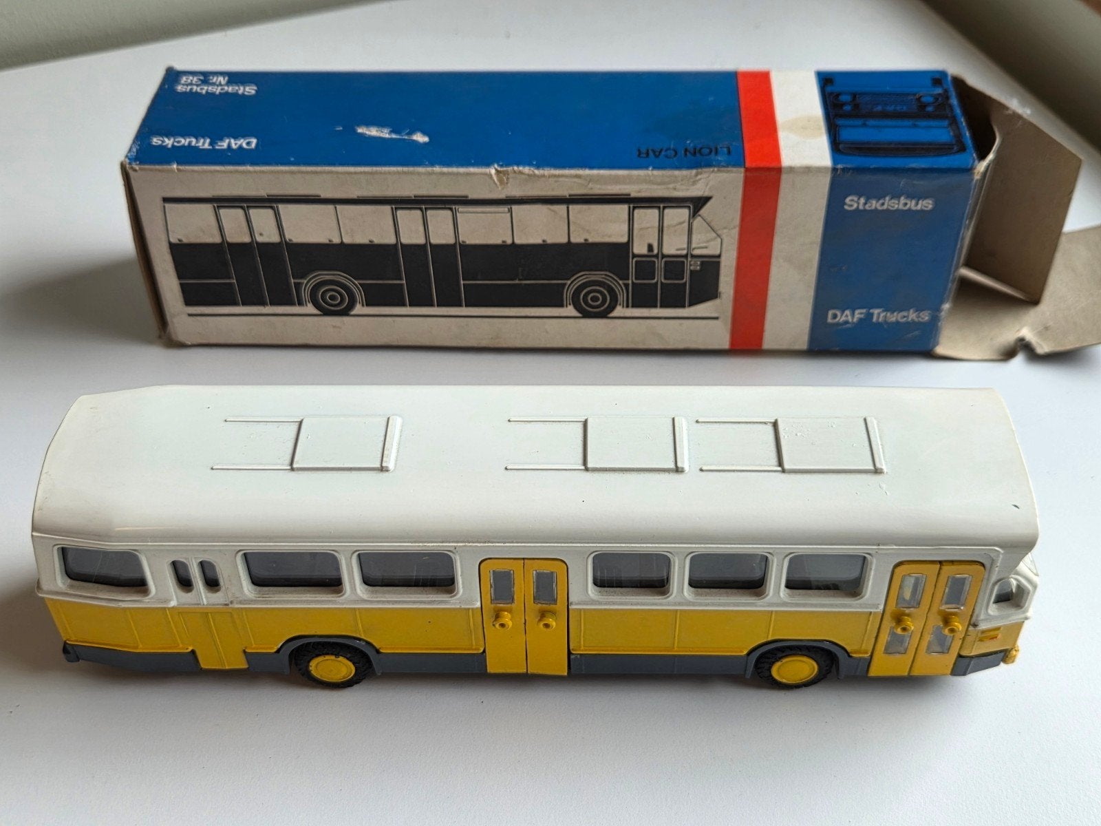 Lion Toys DAF Citybus stadsbus vad  No. 38 - Nieuw in doos, Hobby en Vrije tijd, Modelauto's | 1:50, Ophalen of Verzenden, Nieuw