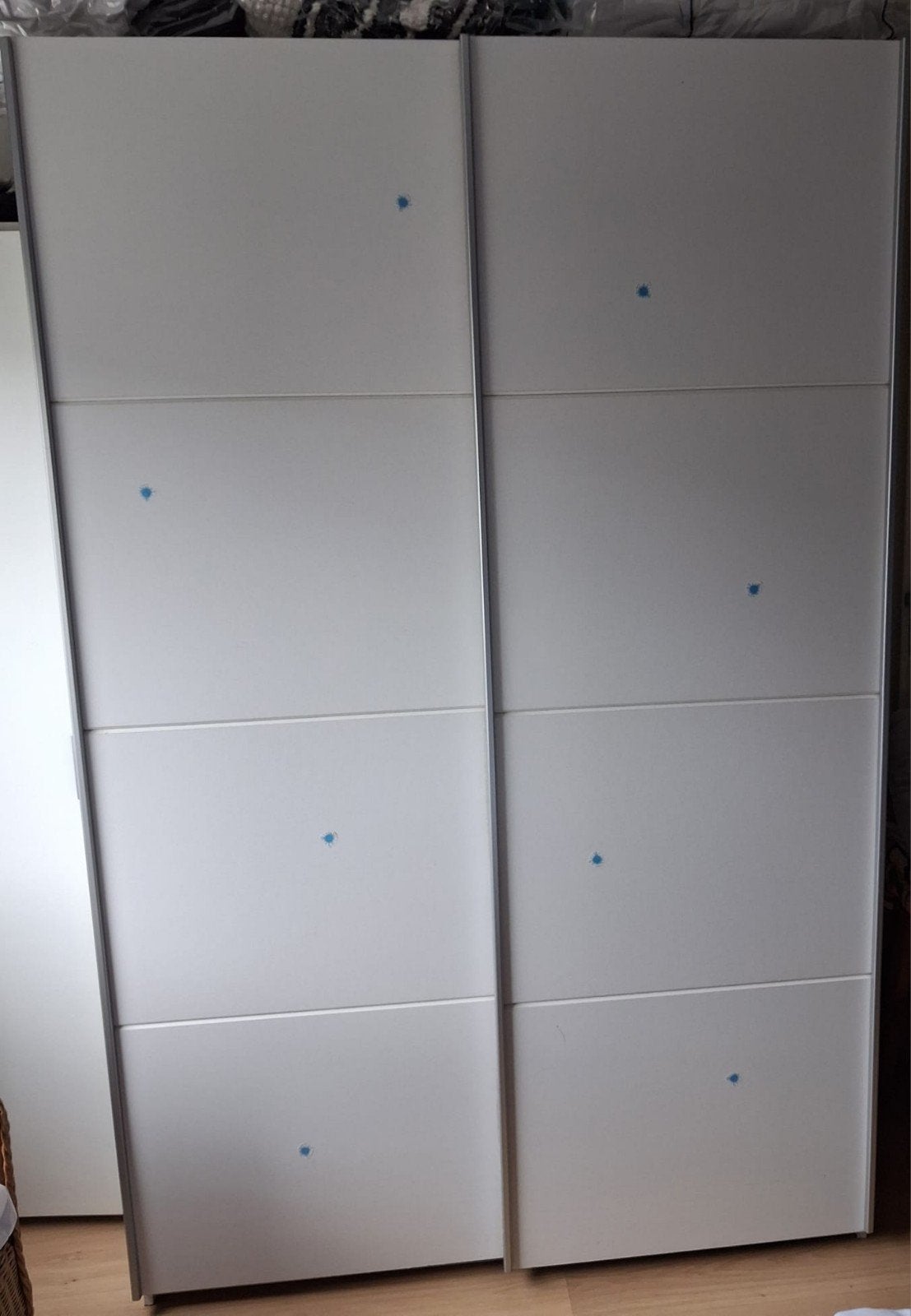 Witte kledingkast met schuifdeuren, Huis en Inrichting, Ophalen, Overige materialen, Gebruikt, 100 tot 150 cm