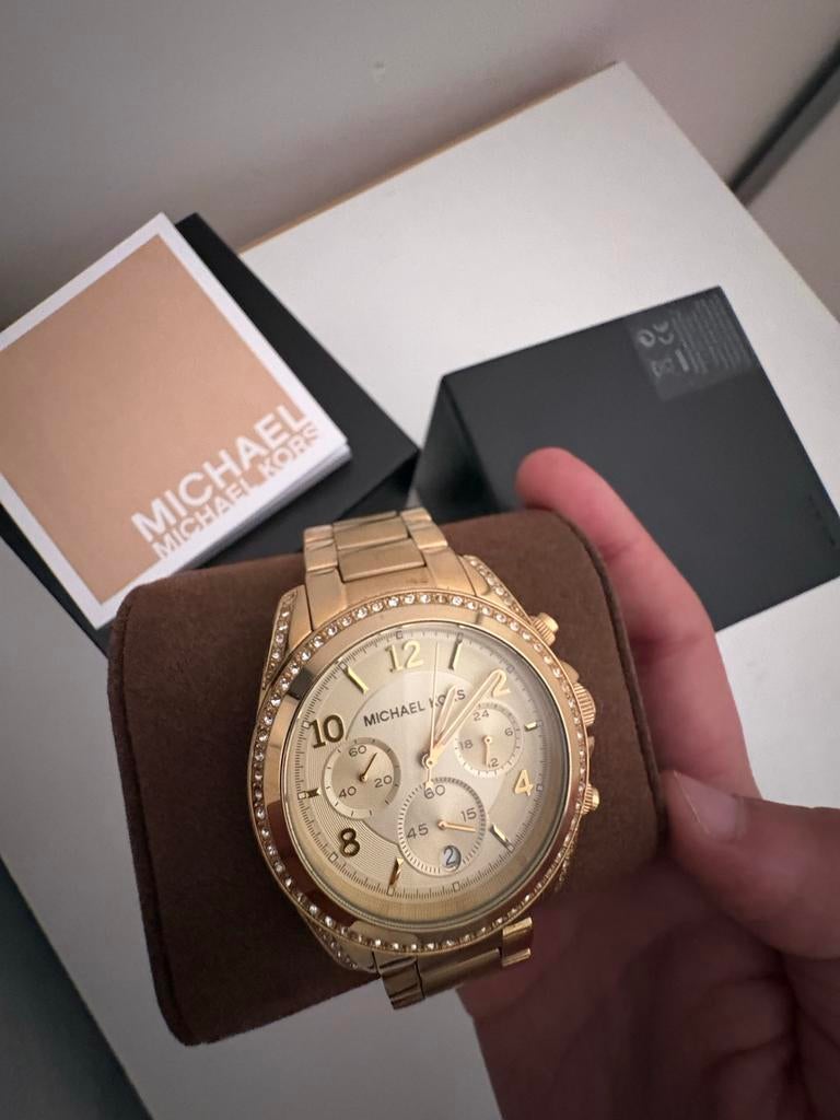 Michael Kors Gouden Horloge met Strass, Sieraden, Tassen en Uiterlijk, Horloges | Dames, Polshorloge, Nieuw, Met strass, Ophalen