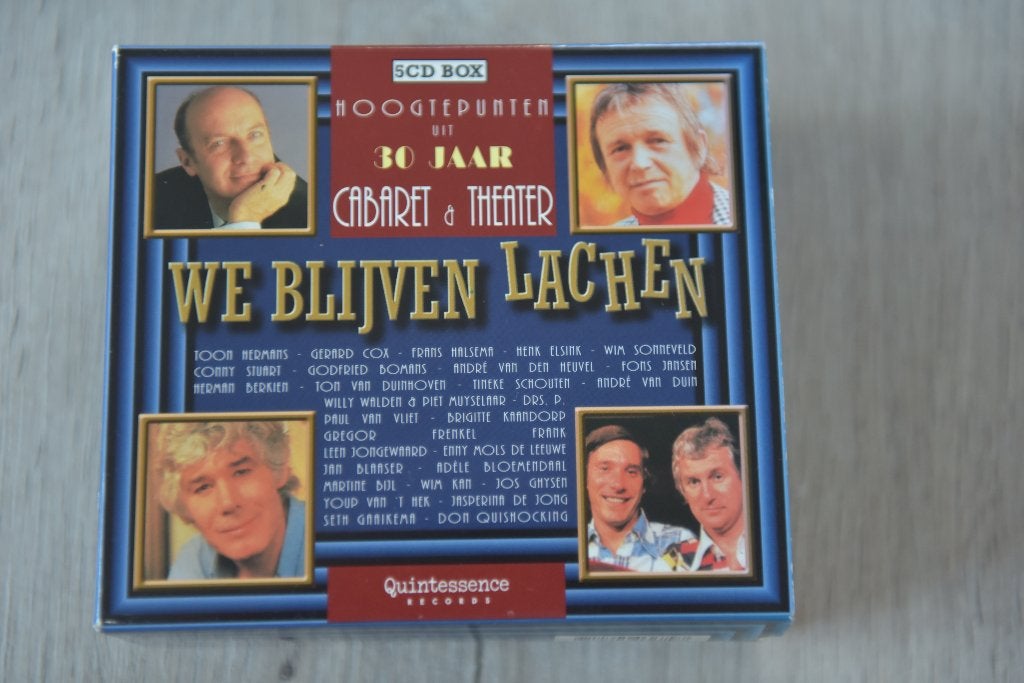WE BLIJVEN LACHEN 5CDbox HOOGTEPUNTEN UIT 30 JAAR CABARET, Verzenden, Nieuw in verpakking