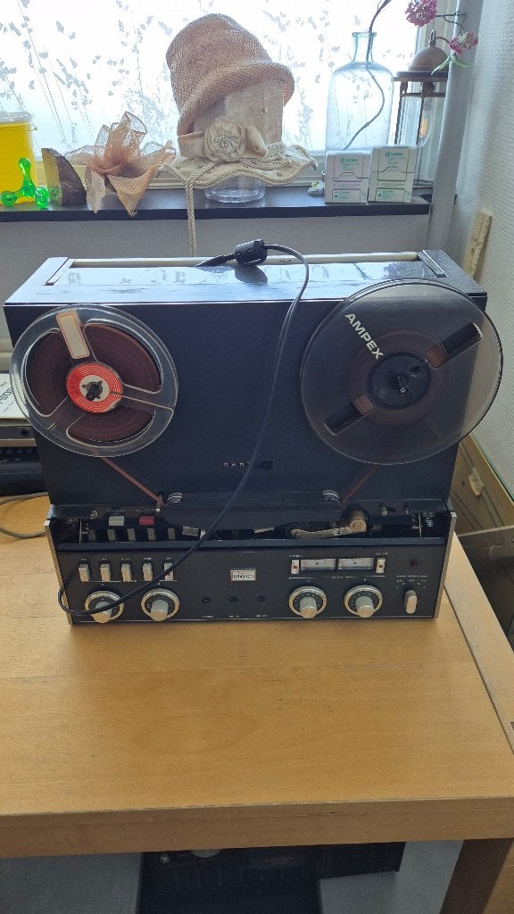Revox A77 bandrecorder kwartspoor / 4 track, Ophalen of Verzenden, Bandrecorder, Met banden