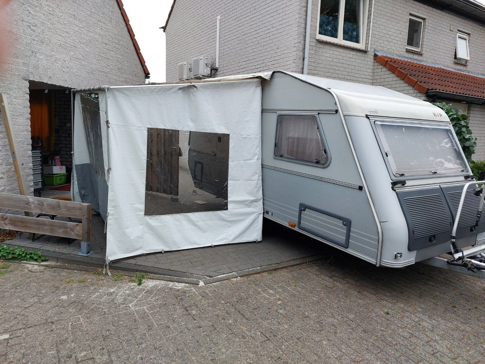 fiamma zakluifel 2.0 meter. uitval 2 meter met zijwanden, Ophalen, Gebruikt