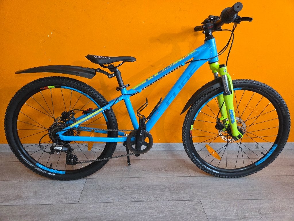 Cube 240 Acid Race 24inch, Ophalen, Gebruikt, 20 inch of meer
