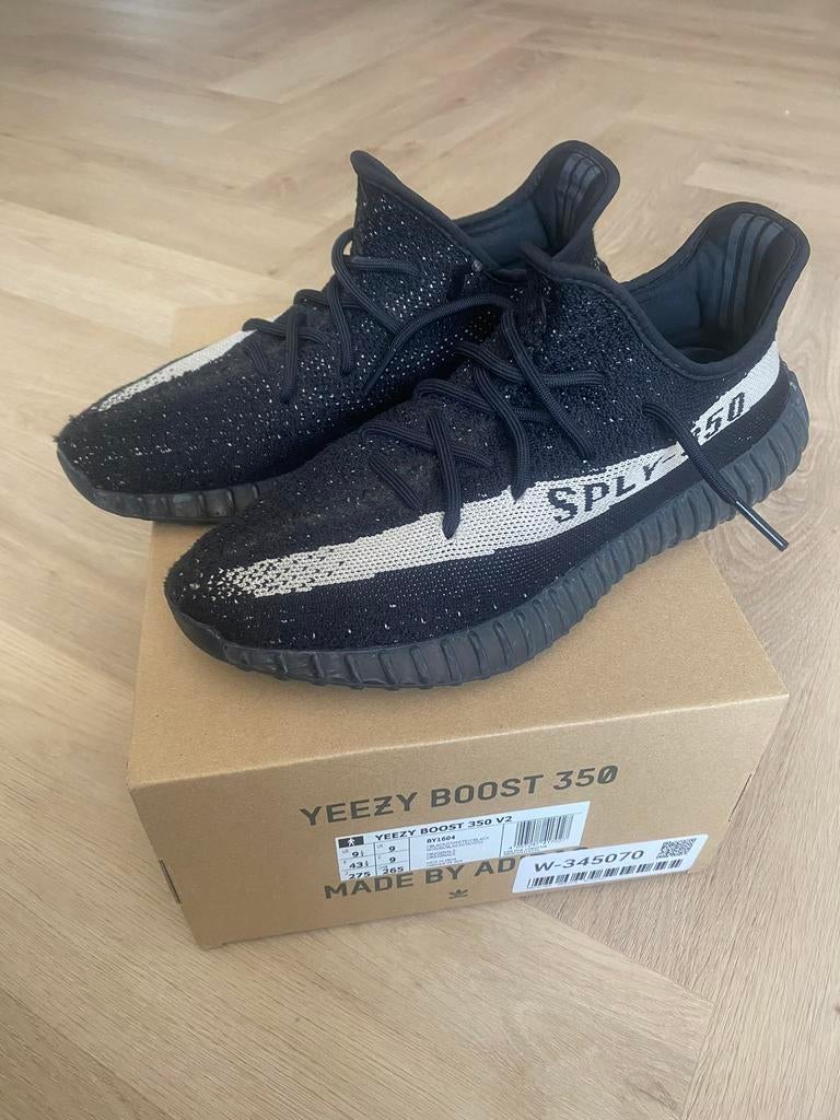 Yeezy boost 350 Oreo, Kleding | Heren, Schoenen, Ophalen of Verzenden, Zo goed als nieuw, Zwart