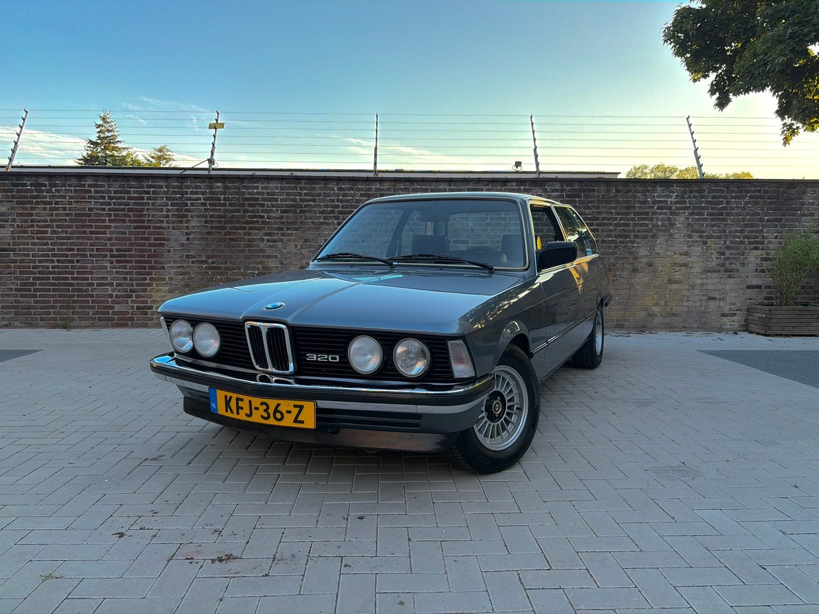 BMW 3 serie  E21 320 Roestvrij | 1 eigenaar | 104.000 KM, Auto's, BMW, Blauw, Handgeschakeld, Particulier, Dealer onderhouden