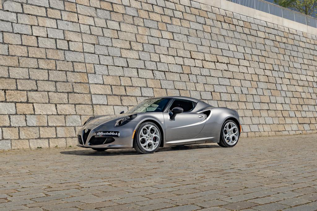 Alfa Romeo 4C 1750TBI TCT origineel NL geleverd (bj 2014), Auto's, Alfa Romeo, Bedrijf, Te koop, 4C, ABS, Airbags, Alarm, Bluetooth