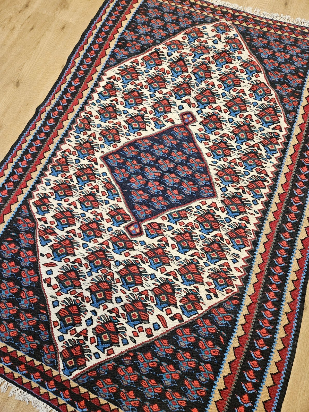 Vintage handgeweven perzische wollen kelim 162x112, Info@SlatsAntiek.nl, 100 tot 150 cm, Perzisch, Ophalen of Verzenden