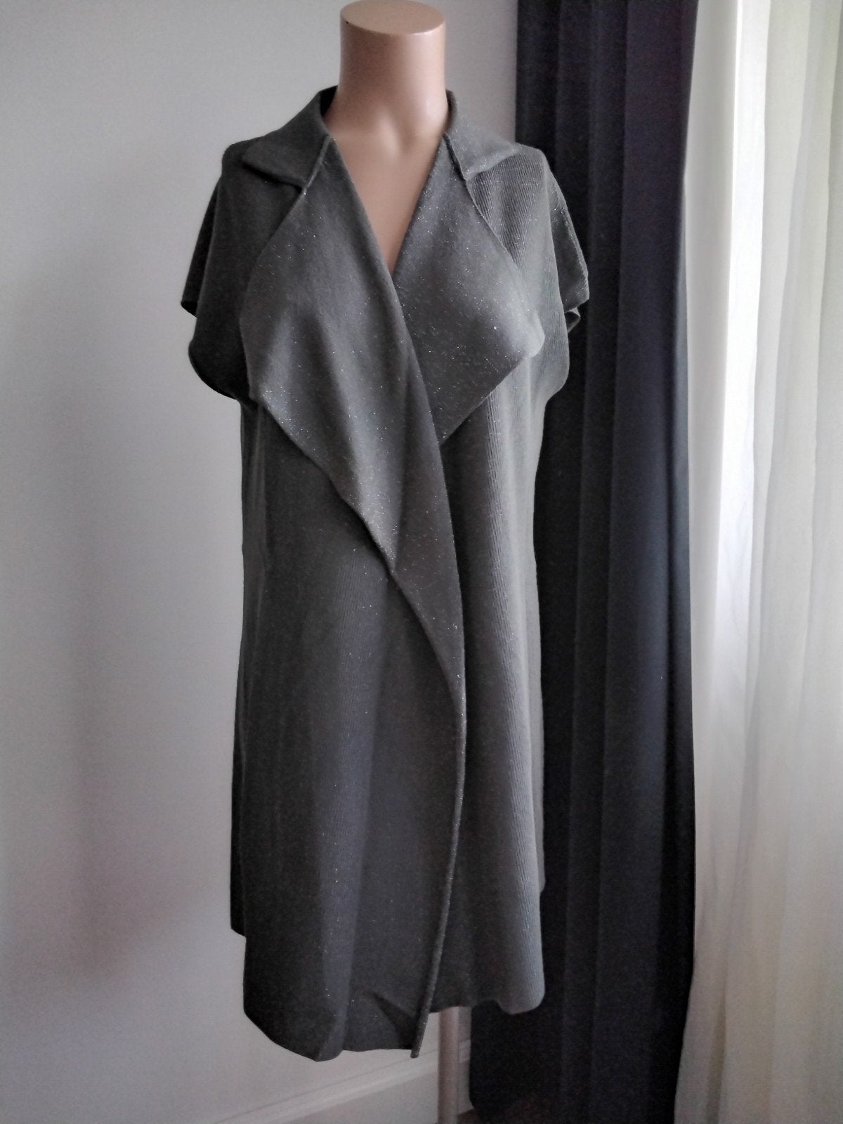Sarah Pacini vestje groen met glitter,, Maat 38/40 (M), Sarah Pacini, Ophalen of Verzenden, Zo goed als nieuw