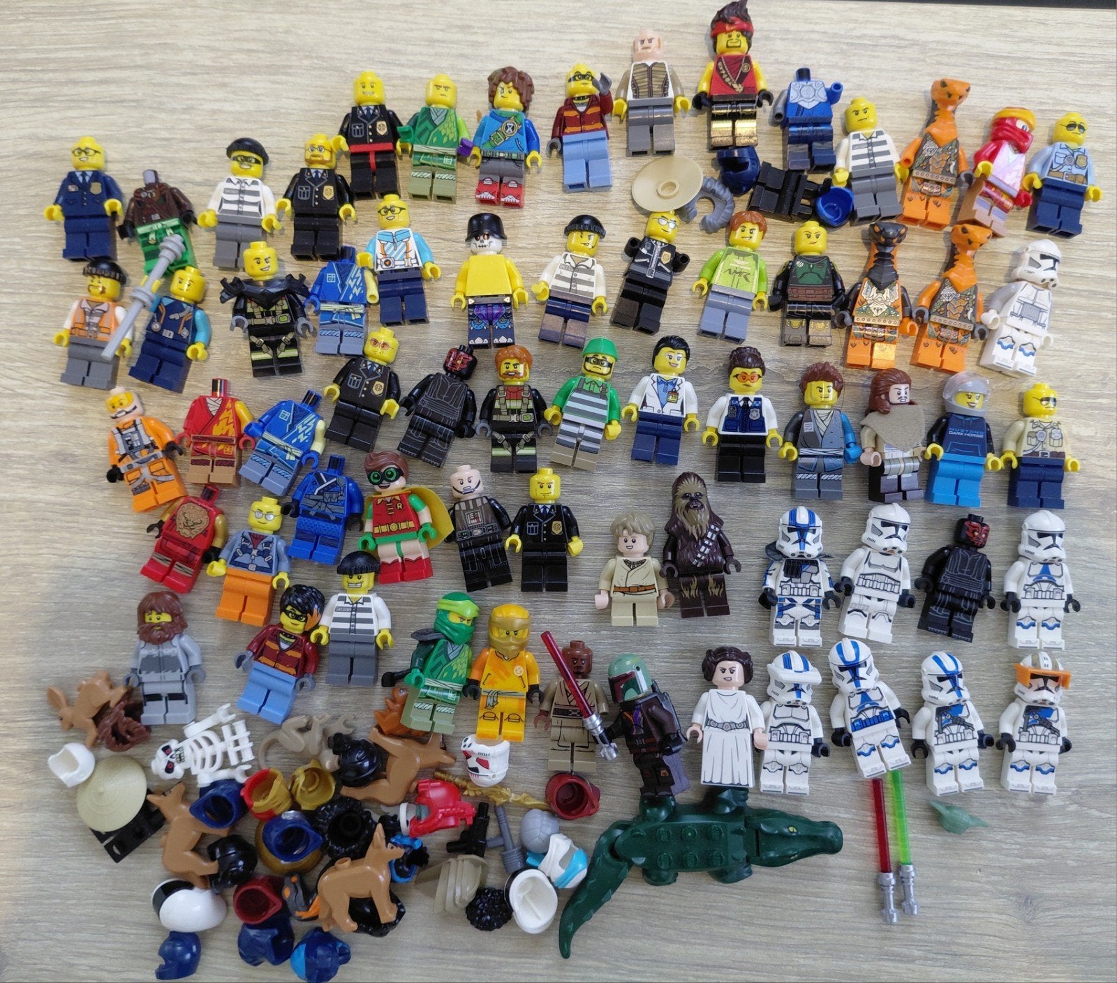 Grote collectie LEGO minifiguren en accessoires, Kinderen en Baby's, Speelgoed | Bouwstenen, Ophalen of Verzenden, Gebruikt, Overige merken