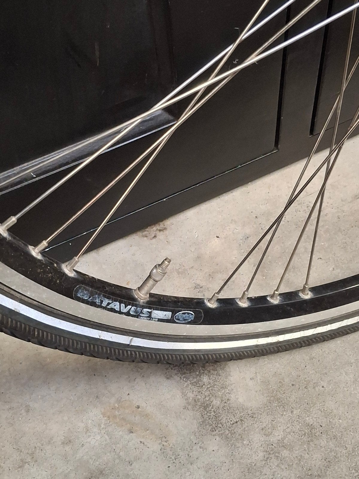 Voorwiel 💯%OK! - 28Inch  - Nexus naafdynamo - Rollerbrake, Ophalen, Stadsfiets, Wiel