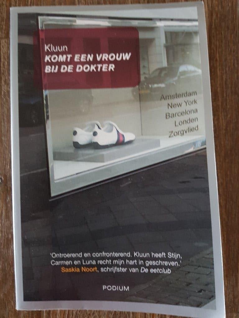 Komt een vrouw bij de dokter - Kluun, Ophalen of Verzenden, Zo goed als nieuw, Kluun