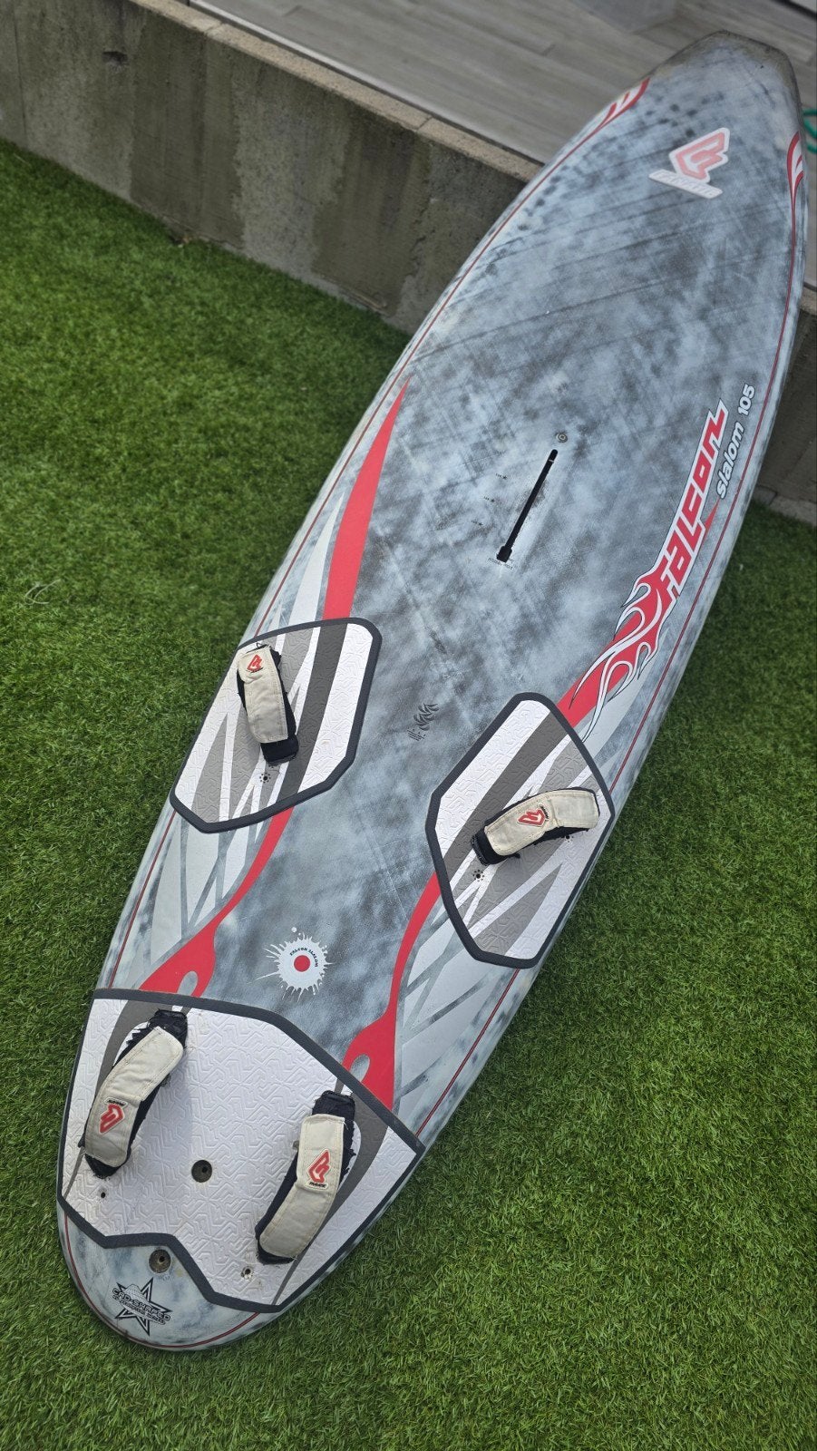 Fanatic Falcon Slalom 105 + F2 Stoke+Warp 6.2 /7.7106, Ophalen, Gebruikt, Minder dan 250 cm, Deelbare mast